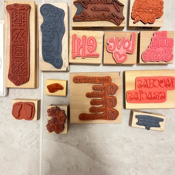 Wooden Baby and Family Sentiment Stamp Set - Natural Wood - Picture 3 of 3